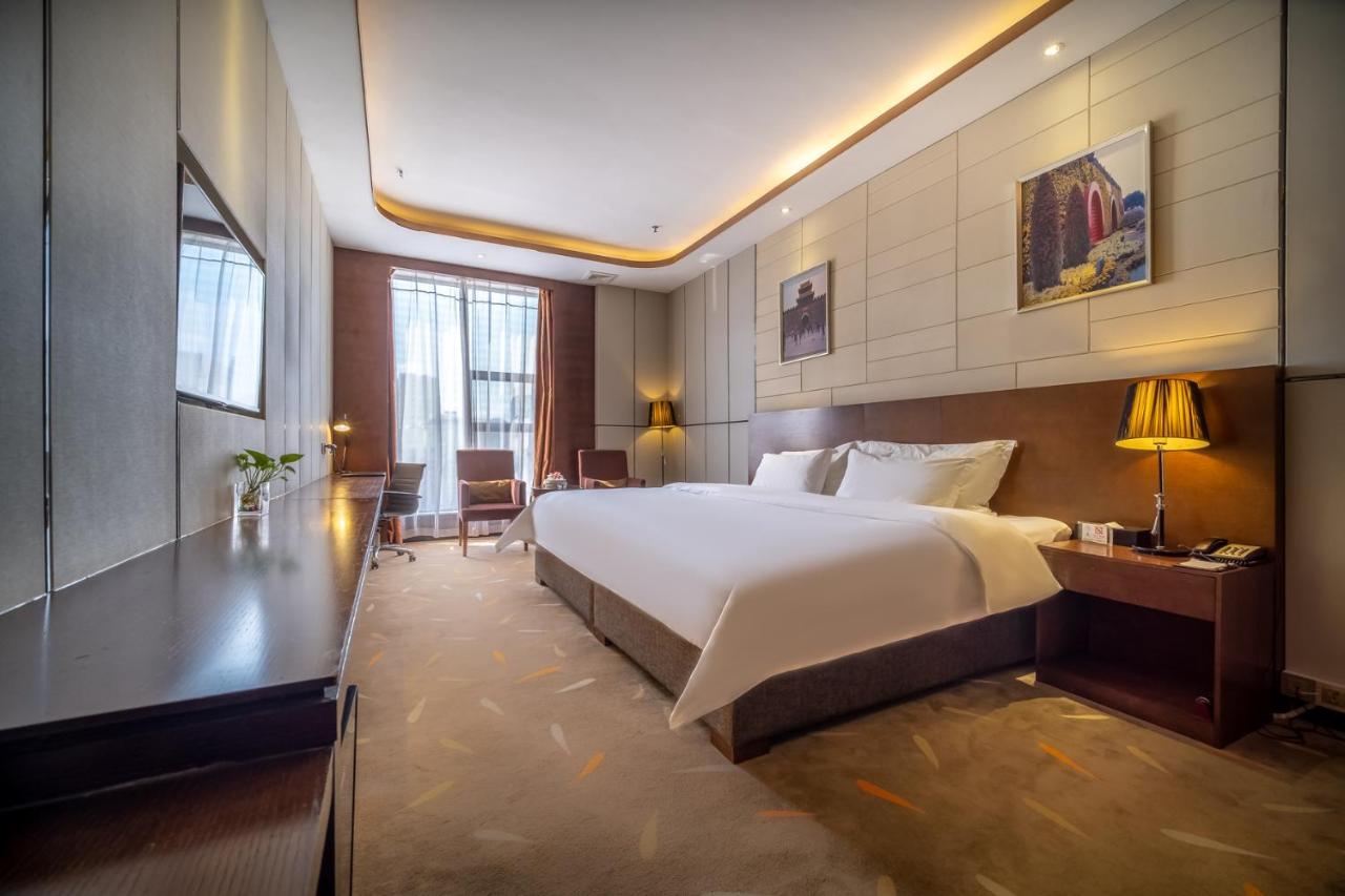 Relteem Hotel Čung-šan Exteriér fotografie