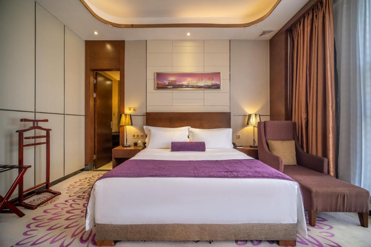 Relteem Hotel Čung-šan Exteriér fotografie