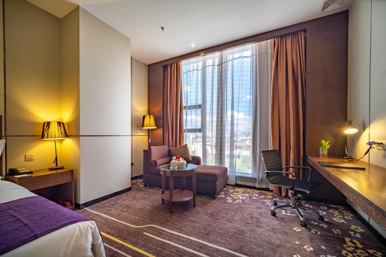 Relteem Hotel Čung-šan Exteriér fotografie