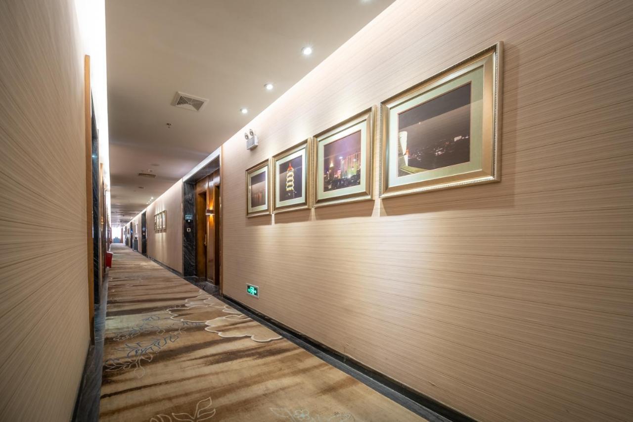 Relteem Hotel Čung-šan Exteriér fotografie