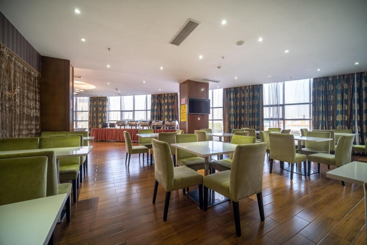 Relteem Hotel Čung-šan Exteriér fotografie