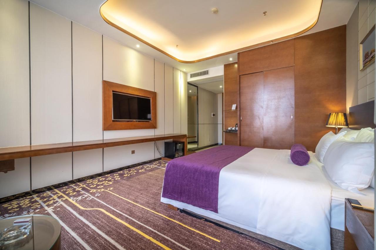Relteem Hotel Čung-šan Exteriér fotografie